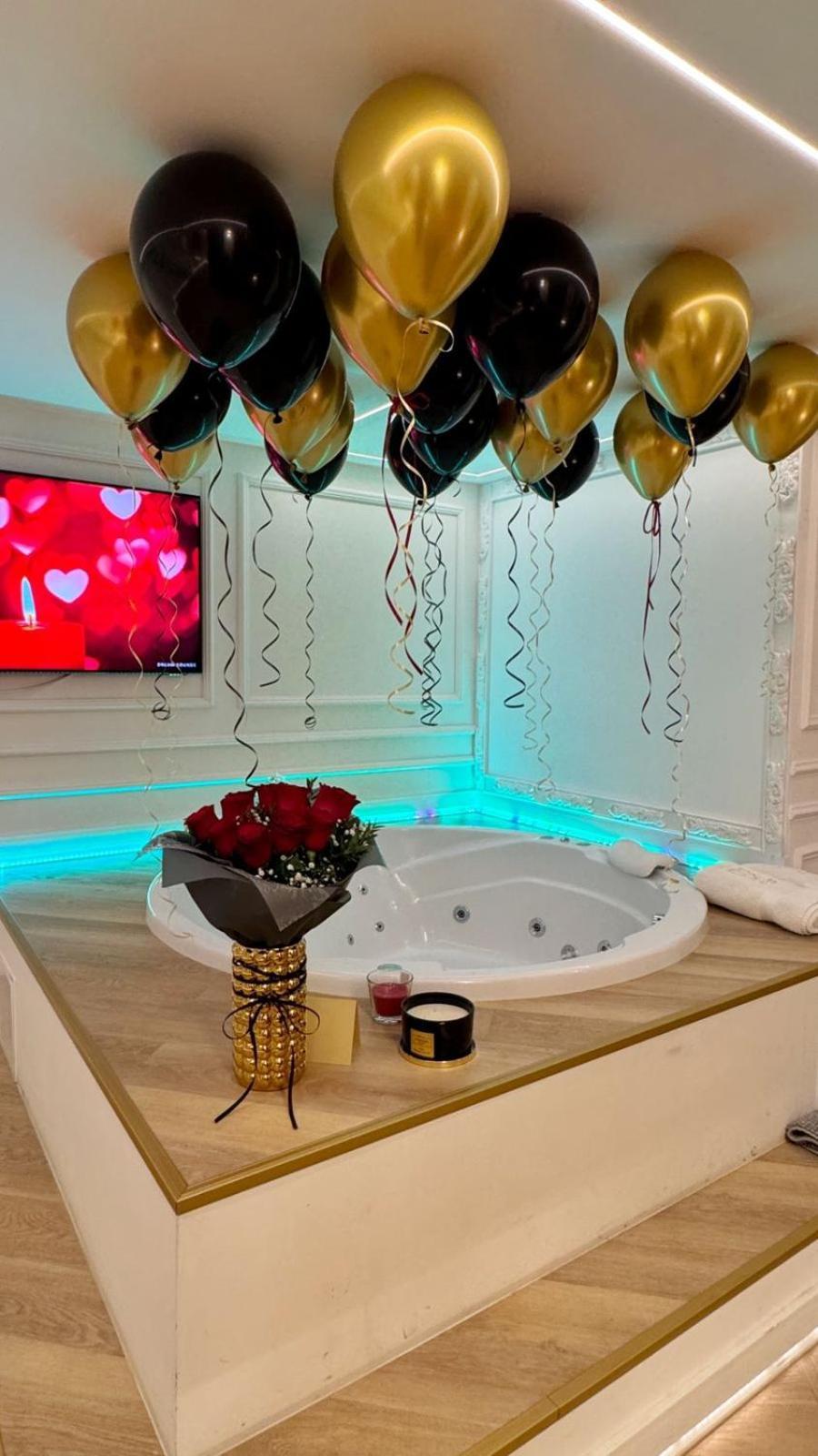 Apartamento Jacuzzi Royal *